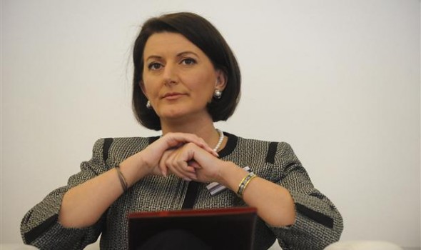“YEREL SEÇİM TARİHİ KOSOVA KURUMLARI TARAFINDAN BELİRLENDİ”