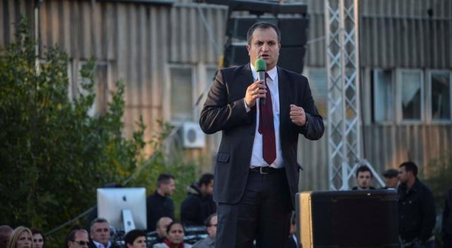 PRİŞTİNE’DE VETEVENDOSJE’NİN ADAYI SHPEND AHMETİ  ÖNDE GİDİYOR
