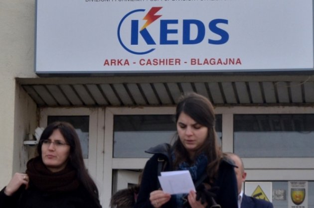 ÇALIŞANI DARP EDİP ŞUBEYİ SOYDULAR