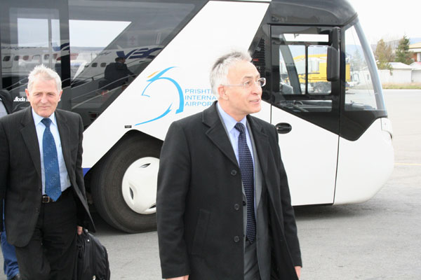 ESKİ MECLİS BAŞKANI KRASNİQİ’DEN ANAYASA MAHKEMESİ’NE AĞIR ELEŞTİRİ