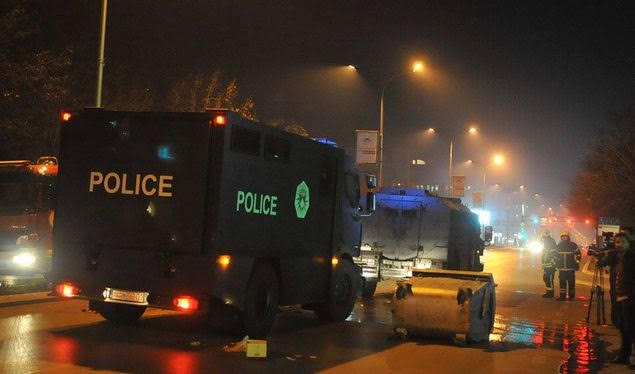 PROTESTOLAR DÜN AKŞAM YENİDEN ALEVLENDİ