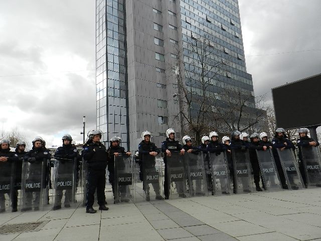 CUMA KOSOVA İÇİN ÇOK KRİTİK GÜN