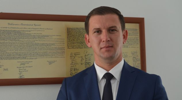 BİN EURO’LUK TELEFON DİĞER BAKAN YARDIMCISINA ALINMIŞ