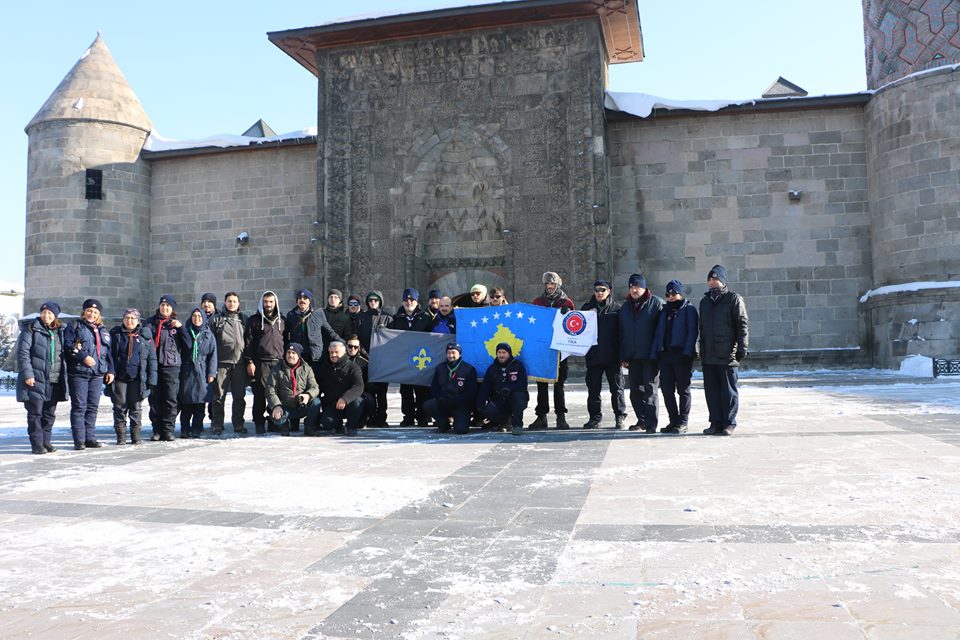 KOSOVALI İZCİLERİN SARIKAMIŞ ÇIKARMASI