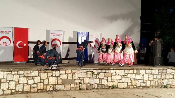 PRİZREN’DE DÜZENLENEN GENÇLİK ŞÖLENİ BÜYÜK BEĞENİ TOPLADI