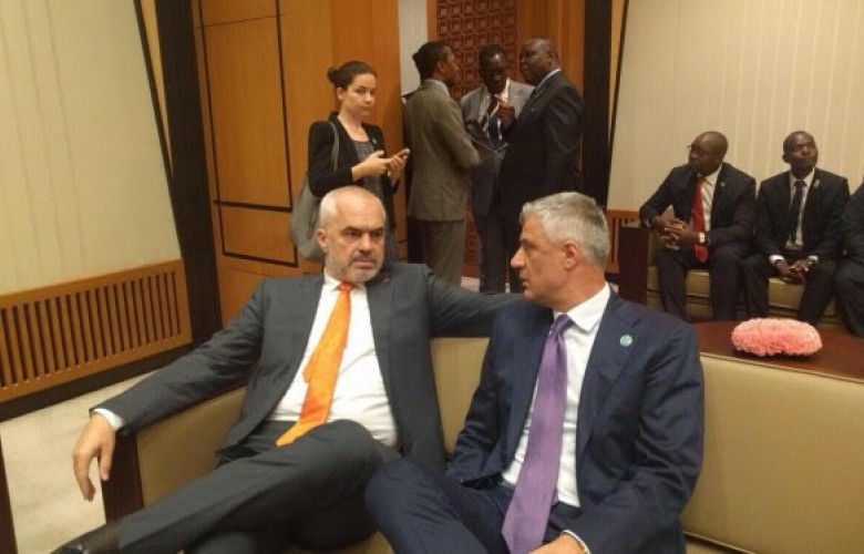 THAÇİ İLE RAMA BİR ARAYA GELDİ