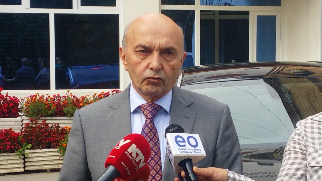 MUSTAFA, KURTİ’DEN DAVET BEKLİYOR
