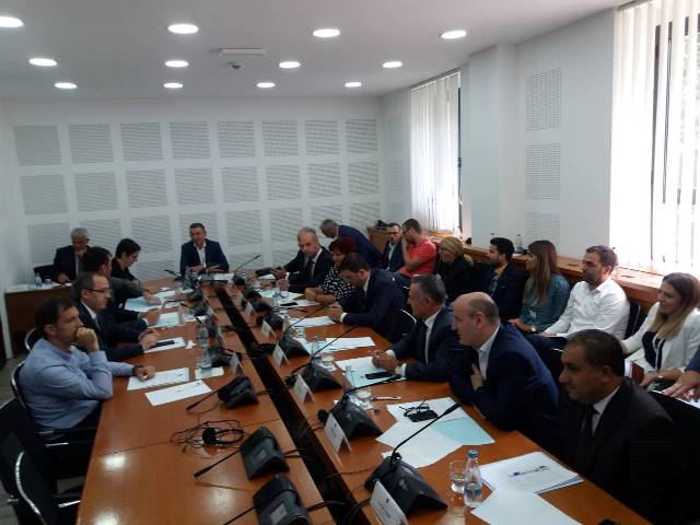 İKTİDAR VE MUHALEFET OLAĞANÜSTÜ MECLİS OTURUMLARI İÇİN UZLAŞAMADI