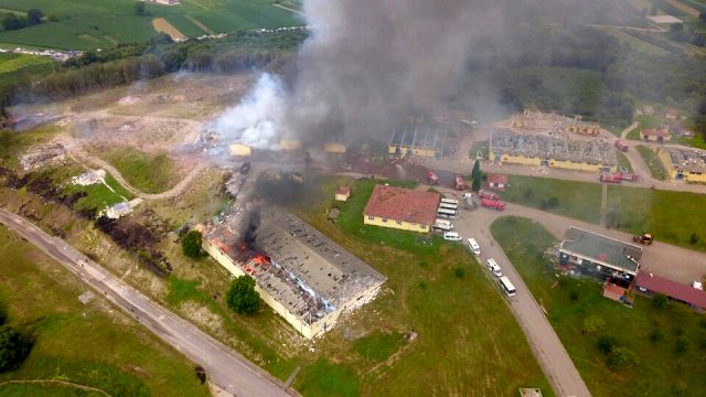 SAKARYA’DA HAVAİ FİŞEK FABRİKASINDA PATLAMA – 4 ÖLÜ