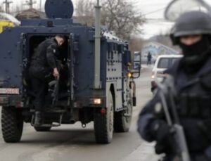 SIRP PLAKALI ARAÇLARIN KOSOVA’YA GİRİŞİ YASAKLANDI