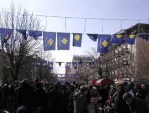 KOSOVA, BÖLGEDEKİ EN GENÇ NÜFUSA SAHİP, SIRBİSTAN YAŞLANIYOR