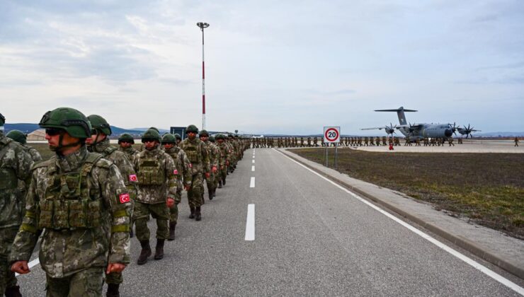 TÜRK ASKERİNDEN KOSOVA’YA YENİ TAKVİYE