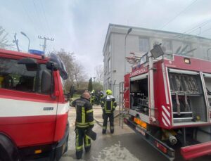 TRAFODA YANGIN ÇIKTI, BAŞKENTİN YARISI ELEKTRİKSİZ KALDI