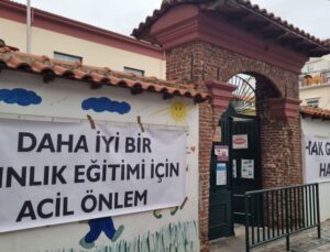 BATI TRAKYA TÜRKLERİNİN AZINLIK EĞİTİMİYLE İLGİLİ YAZIYA TEPKİLERİ SÜRÜYOR