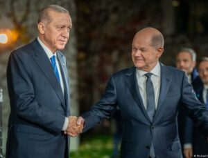 SCHOLZ’DAN AB ZİRVESİ SONRASINDA TÜRKİYE AÇIKLAMASI