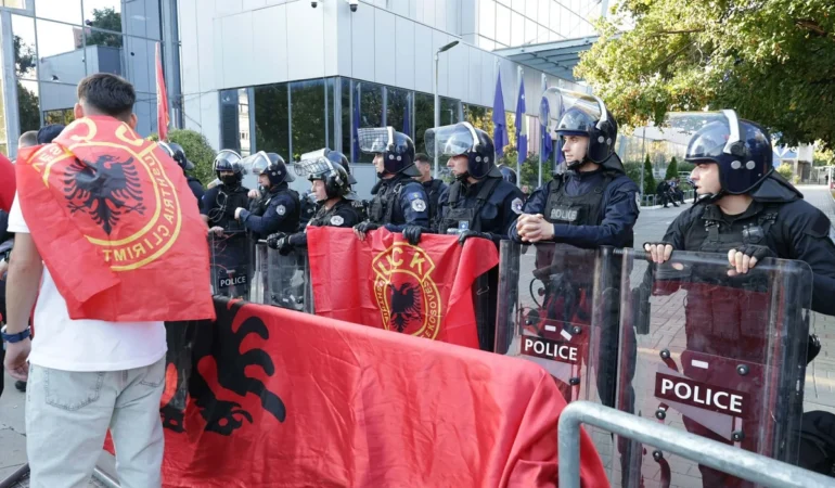 kosova- polisi