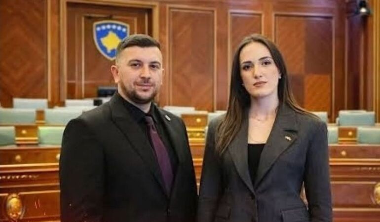 milletvekilleri-nazrek- taci