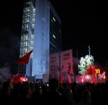 proteso-dokuzuncu- gece