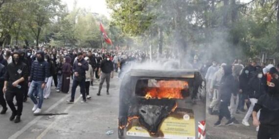 TİRAN- OGRENCİ- PROTESTOLARİ
