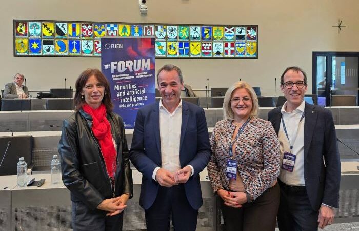 kosova- genc- dernek- birligi- avrupa -azinliklar- bölgesi- forumu